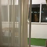 Daire Golden Nook - Modern With Balcony
