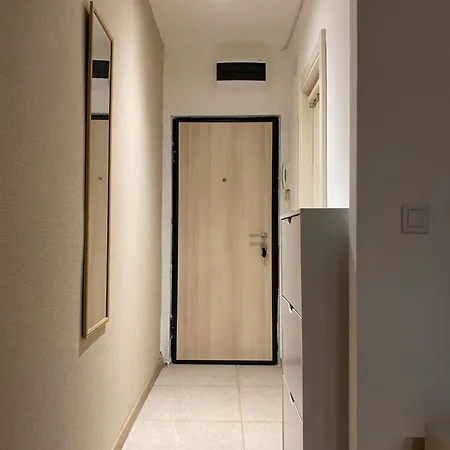 Golden Nook - Modern With Balcony * Podgorica