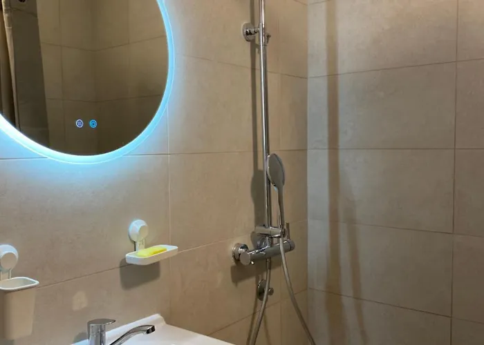 Golden Nook Apartman *