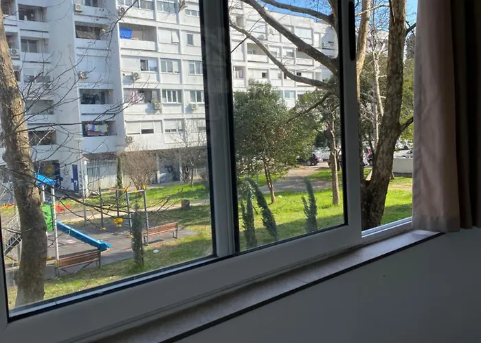 Golden Nook * פודגוריצה